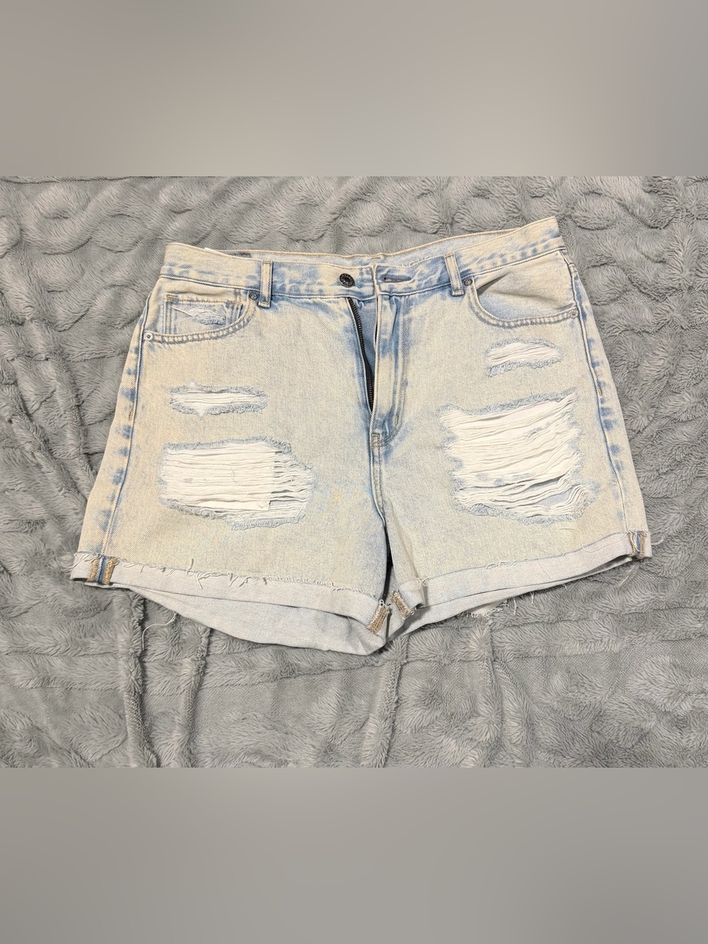 American Eagle High Rise Jean Short | Size 12 | Like New